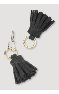 Hessnatur Schlüsselanhänger BetterRecycling Aus Reiner Schurwolle In Anthrazit