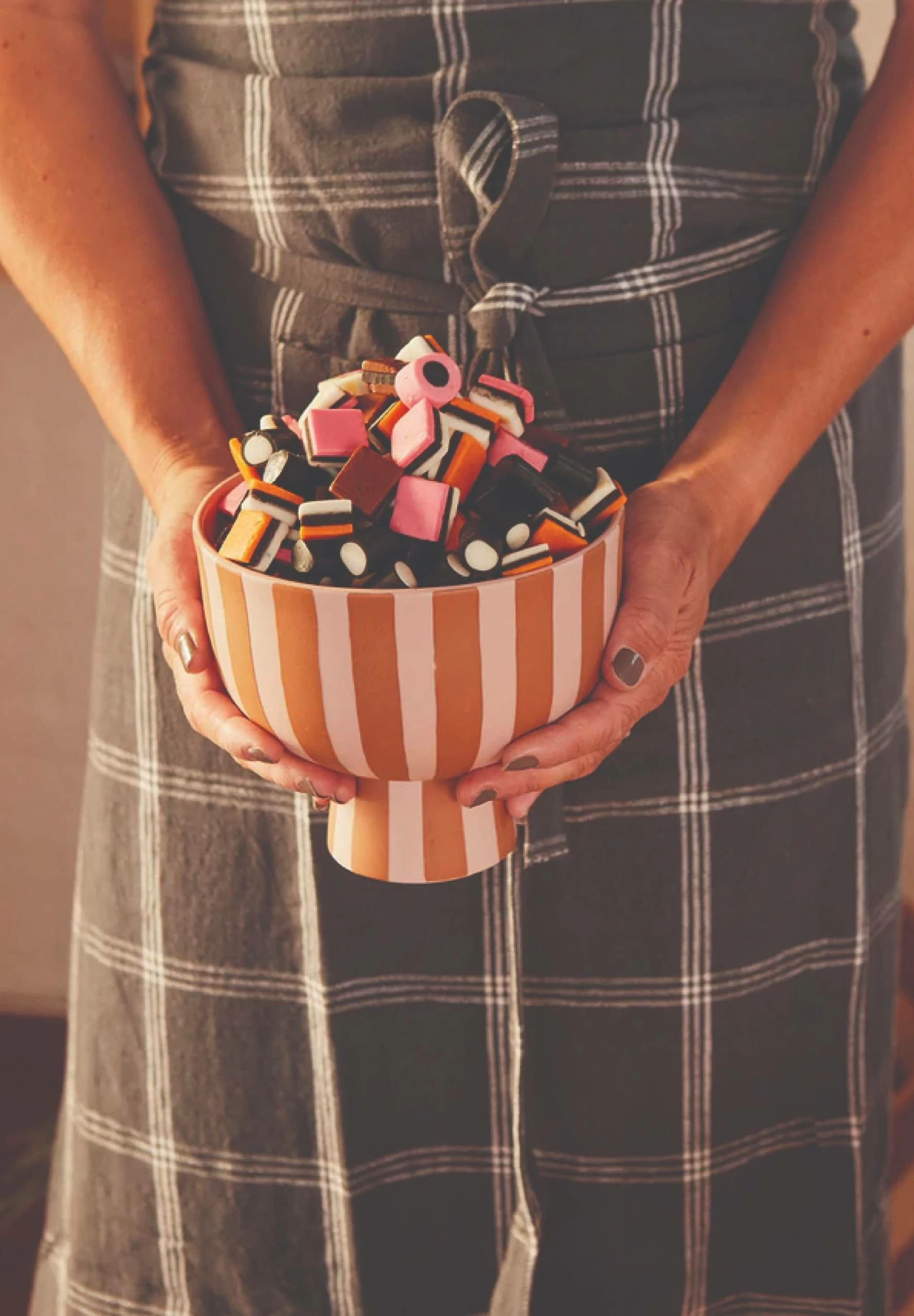 OYOY Schale Toppu Schale In Brown – Bild 2