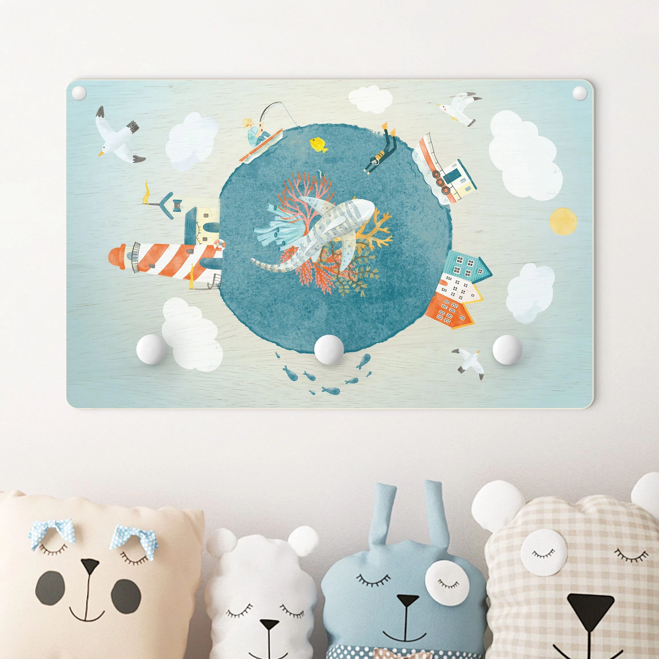 Kindergarderobe Holz - Buntes Treiben Auf Dem Meer In Blau – Bild 2
