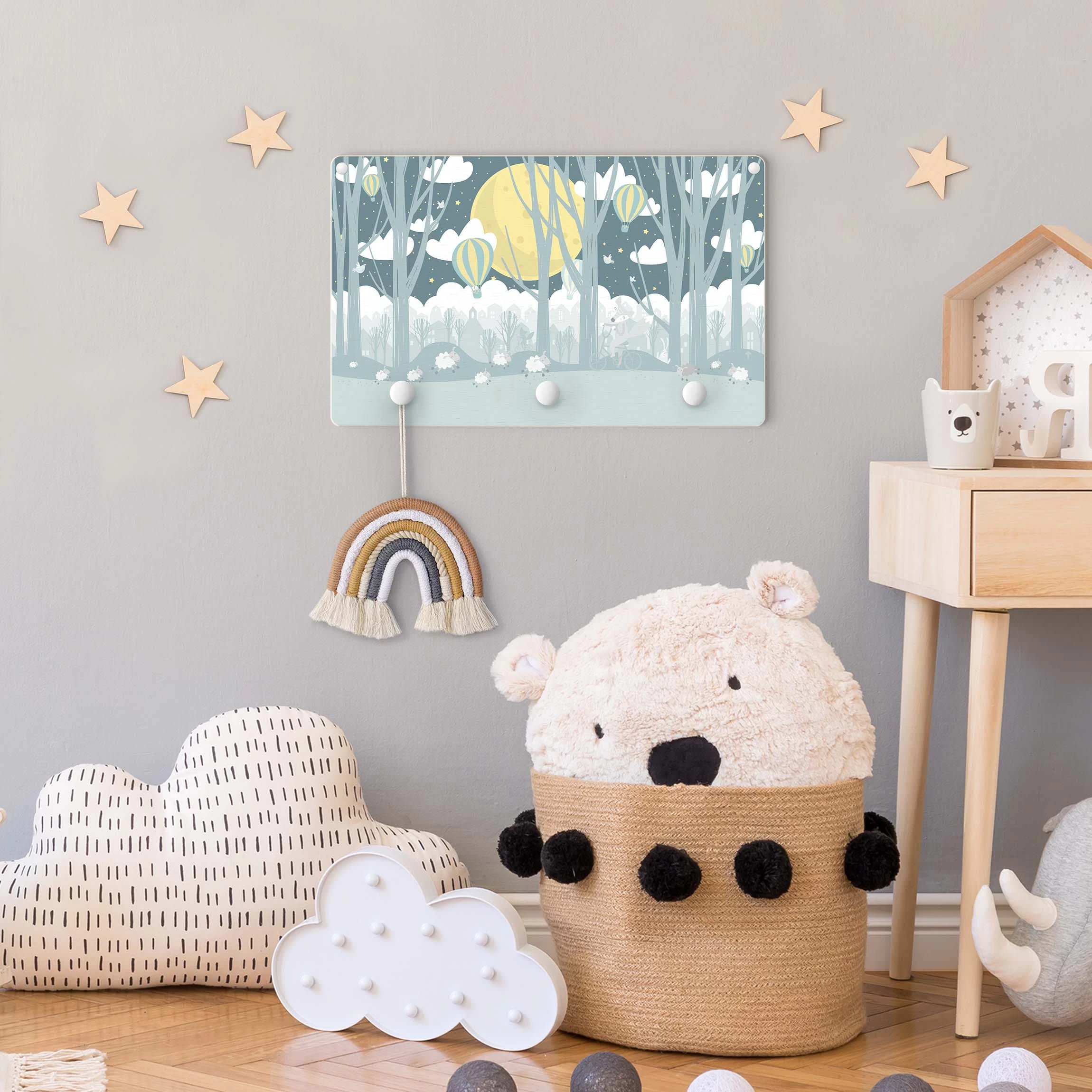 Kindergarderobe Holz - Mond Mit Bäumen Und Häusern In Blau – Bild 4