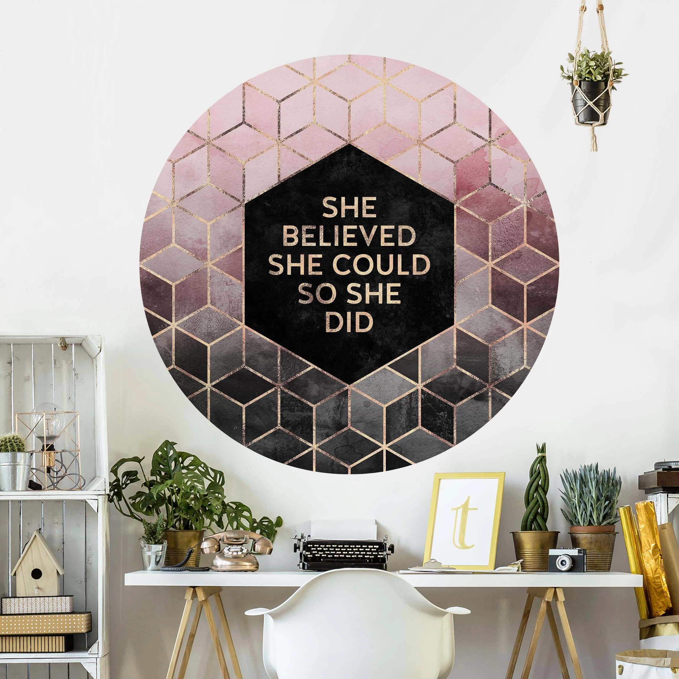 Runde Tapete - E. Fredriksson - She Believed She Could Rosé In Gold – Bild 5