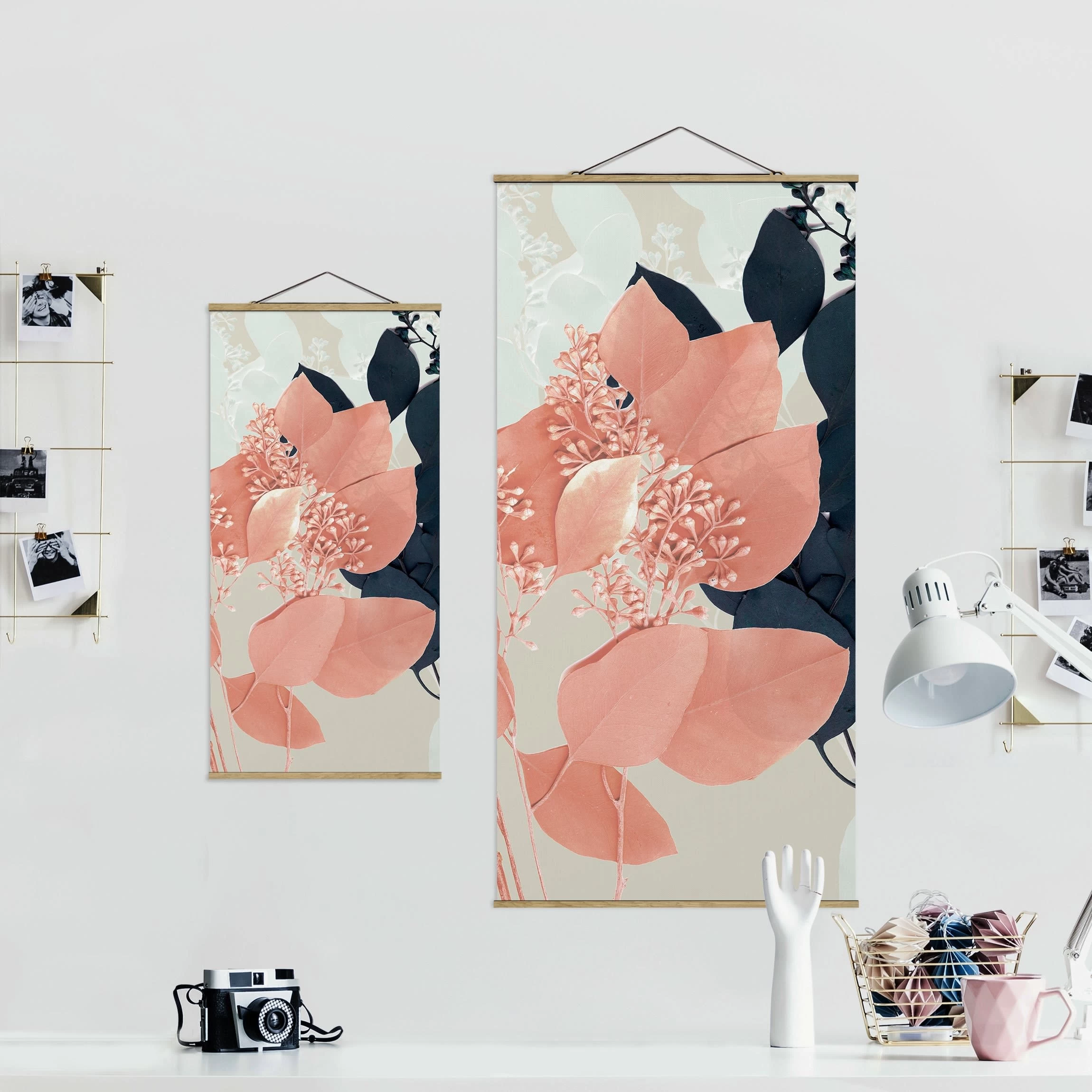 Stoffbild Mit Posterleisten - Blätter Indigo & Rouge III In Rosa – Bild 7