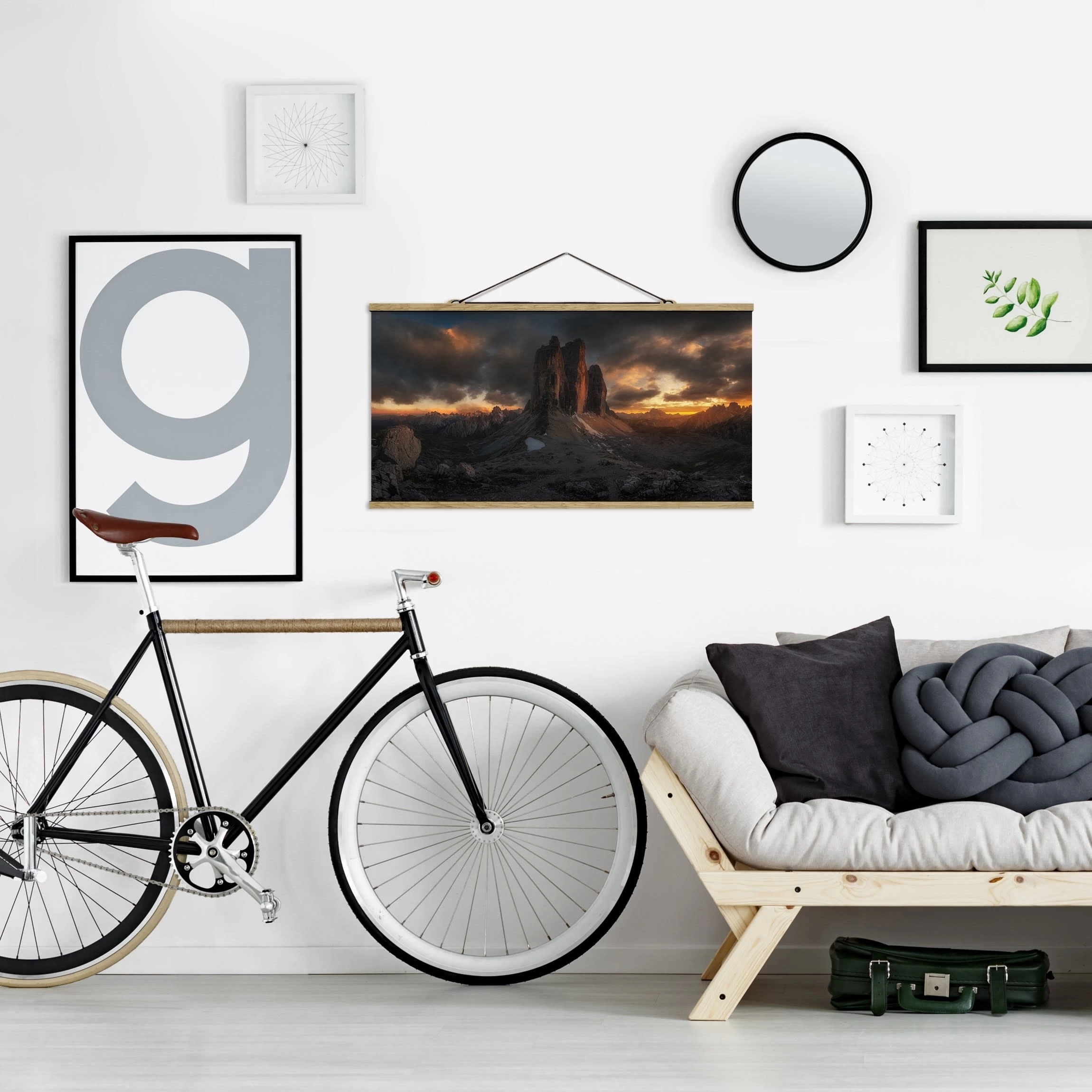 Stoffbild Mit Posterleisten - Drei Zinnen In Violett – Bild 3